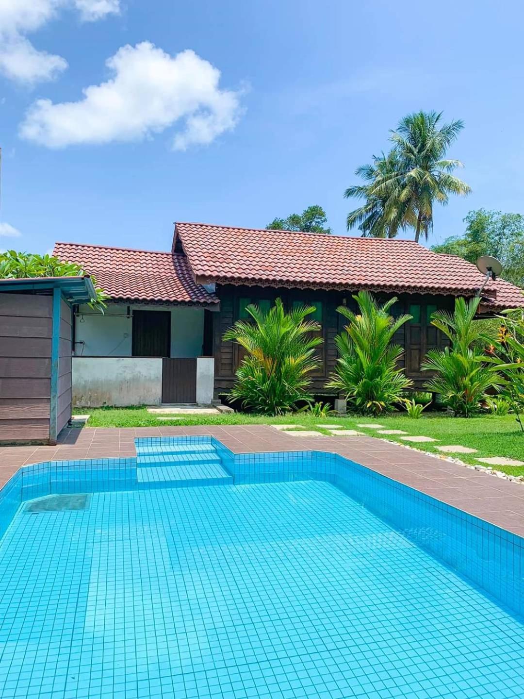 Kampung Tok Lembut Vacation Home Pantai Cenang  Buitenkant foto