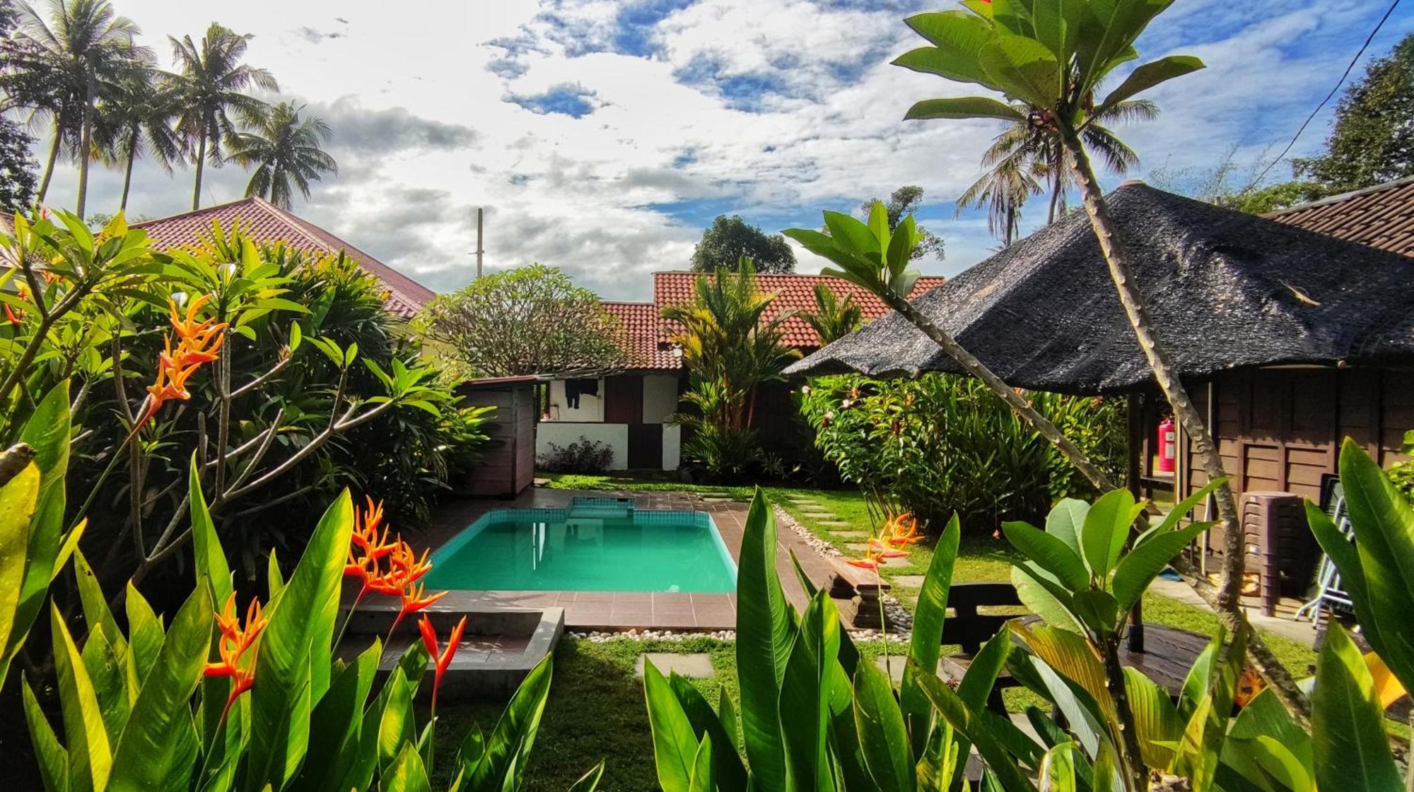 Kampung Tok Lembut Vacation Home Pantai Cenang  Buitenkant foto
