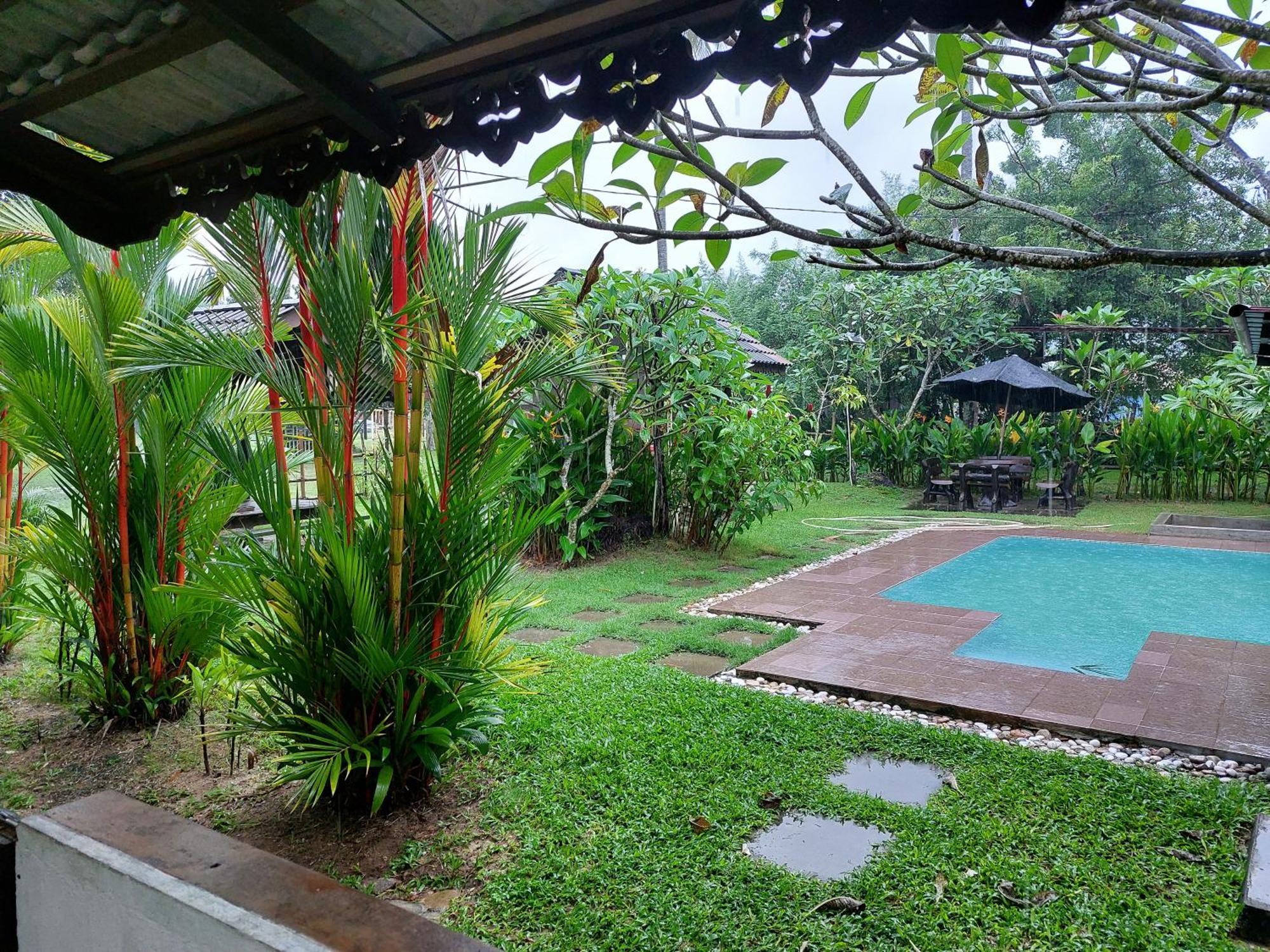 Kampung Tok Lembut Vacation Home Pantai Cenang  Buitenkant foto