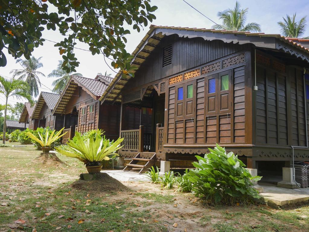 Kampung Tok Lembut Vacation Home Pantai Cenang  Buitenkant foto